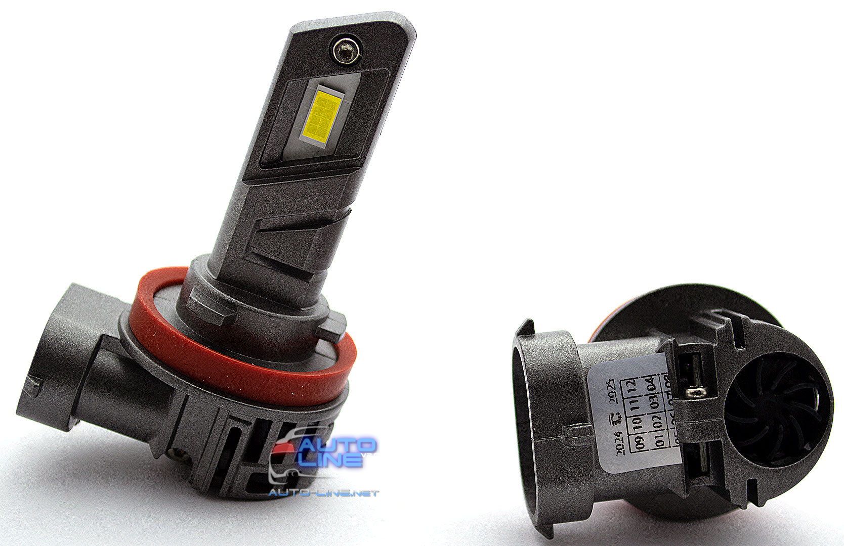 Компактна LED-лампа H11 під галогенку — Cyclone LED H11 5000K type 44