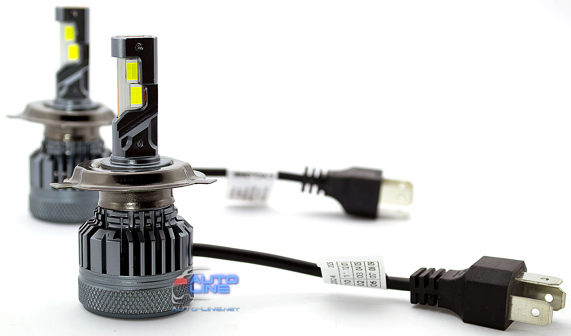 Мощные LED-лампы H4 с обманкой 9-32В 45Вт 5500K/9800Lm - Cyclone LED H4 H/L 5500K type 47