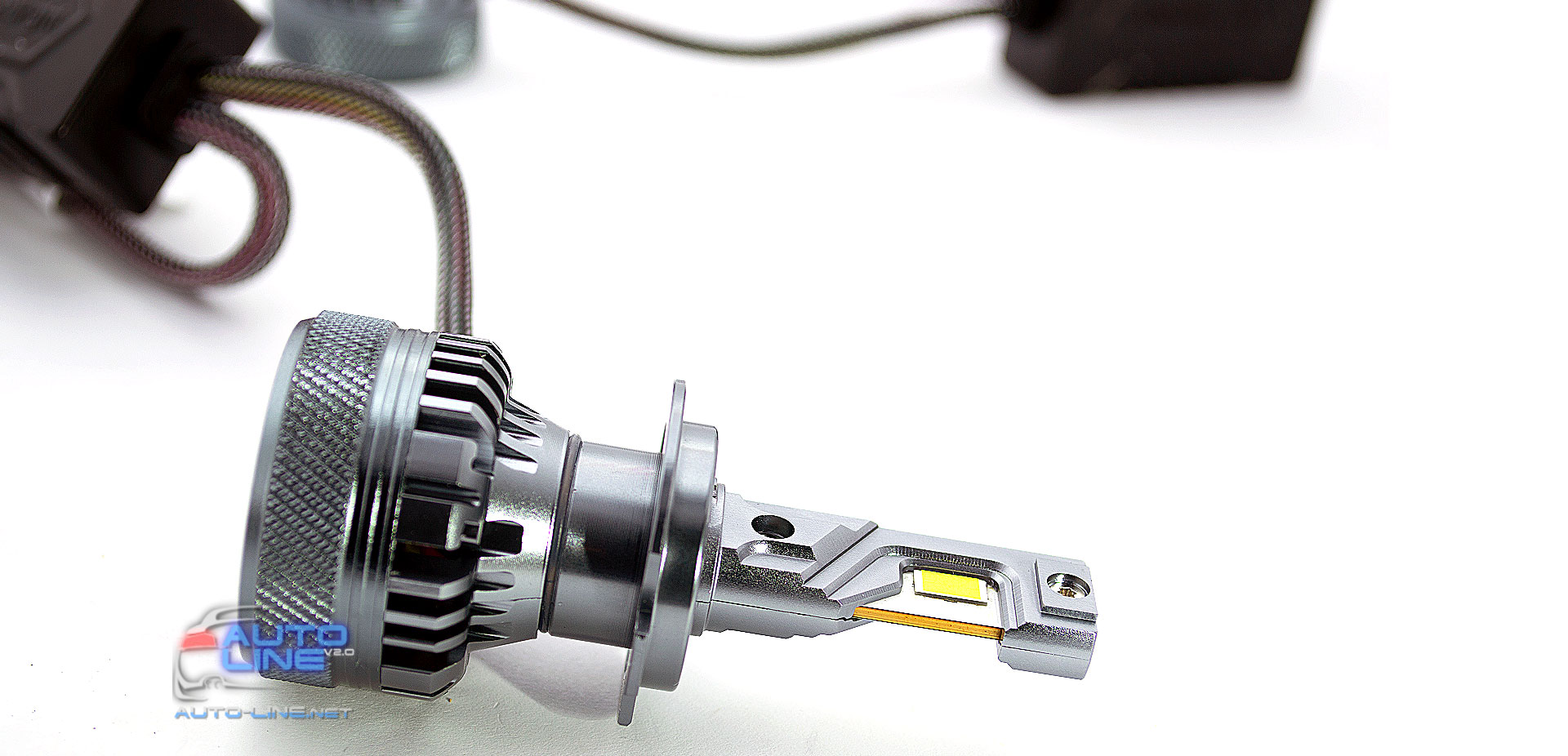 Мощные LED-лампы H7 с обманкой 9-32В 70Вт 5500K/18000Lm - Cyclone LED H7 5500K type 48