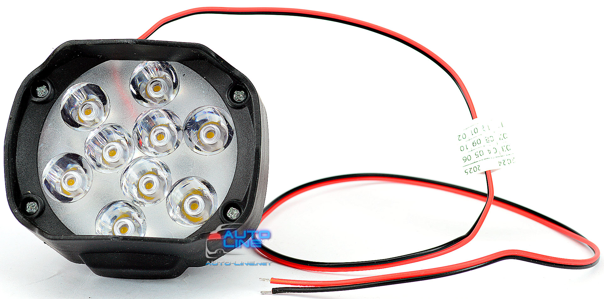 Nextone NWL-A02 9W SP — дешева пластикова додаткова LED-фара дальнього світла