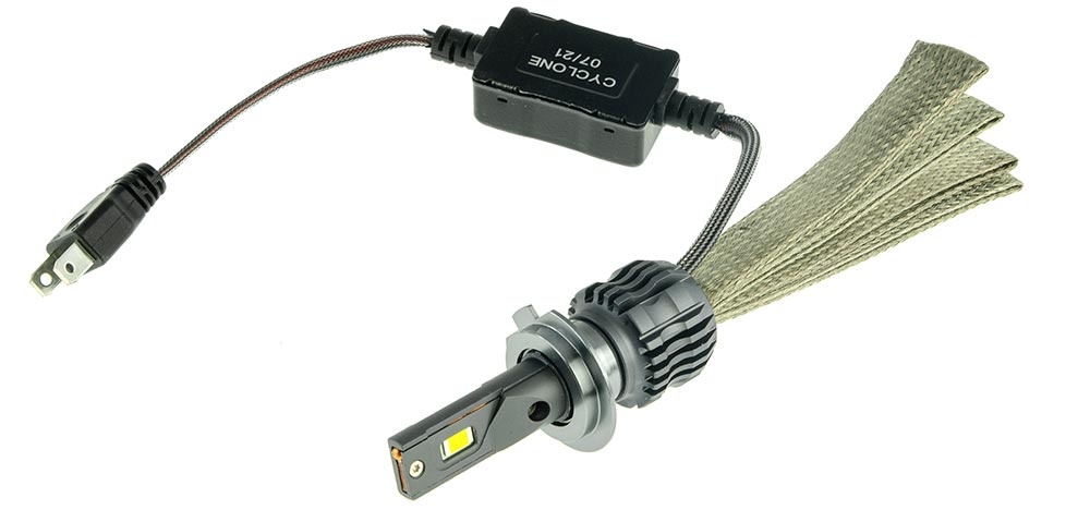 Cyclone LED H7 6000K type 36 — автомобильные светодиодные лампы H7 с ленточным радиатором (косичка)