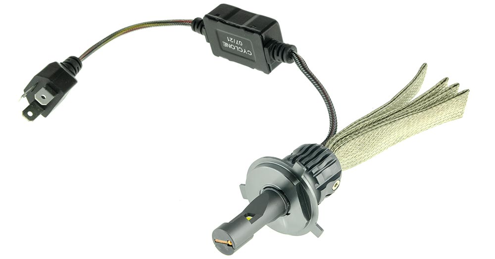 Cyclone LED H4 H/L 6000K type 36 — автомобильные светодиодные лампы H4 с ленточным радиатором (косичка)