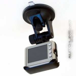 Digital DCR-300 — недорогой автомобильный видеорегистратор